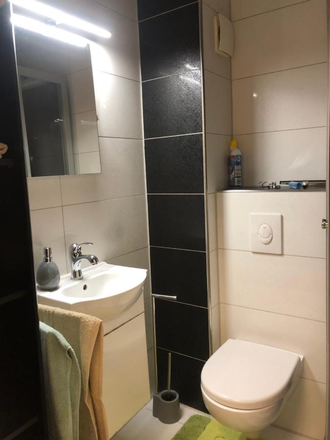 Fine Ferienwohnung In City ไบรอยท์ ภายนอก รูปภาพ
