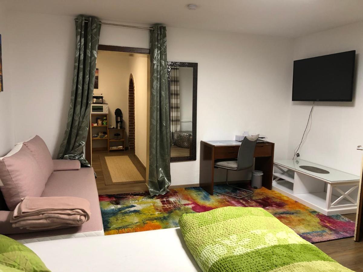 Fine Ferienwohnung In City ไบรอยท์ ภายนอก รูปภาพ